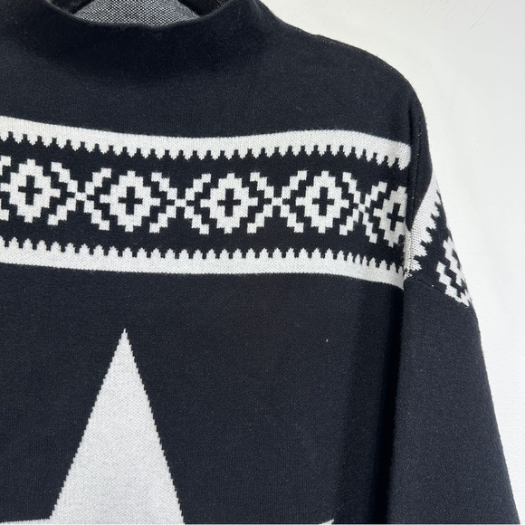 Tahari | Black & White Star Knit Sweater Mock Neck Boho Fair Isle Style Size 1X - Picture 5 of 8